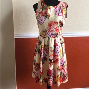 Emma & Michele Floral Dress - SPRING/SUMMER DRESS!